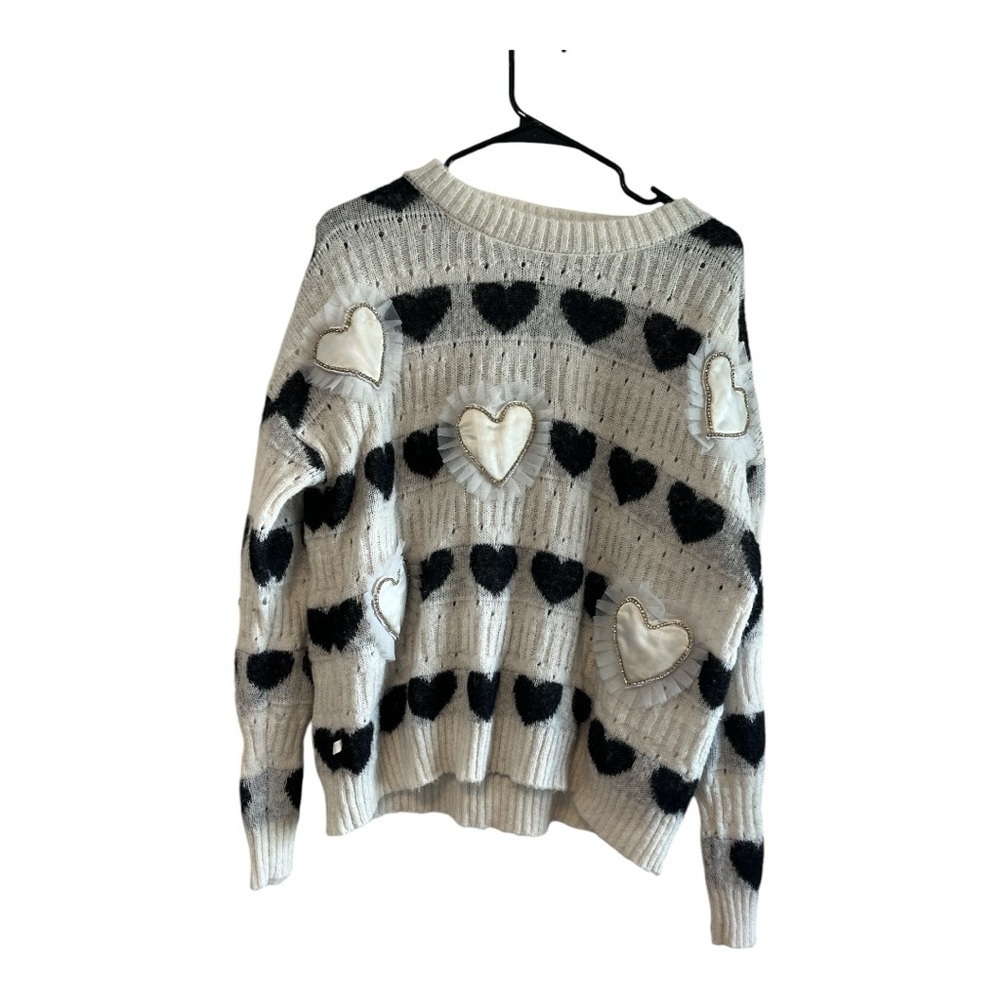 Heart Patterned Black and White Sweater
